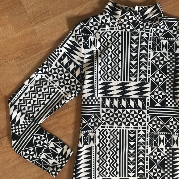 Pattern Stretchy Dress - Picture 2 of 2